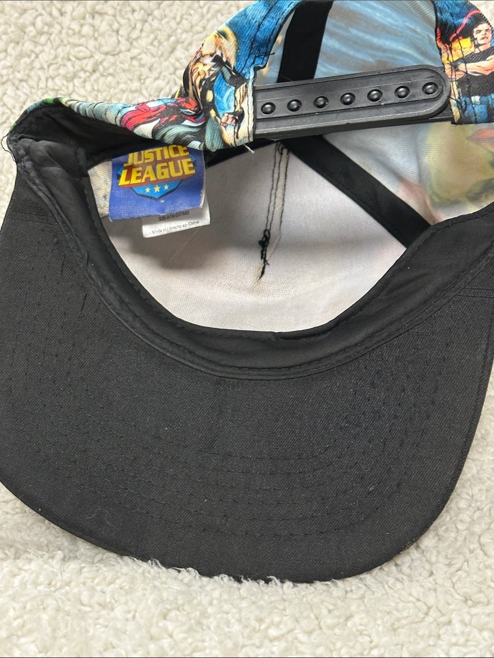 Justice League Adjustable Hat, Great condition! - Picture 7 of 7